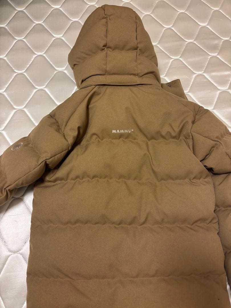 MAMMUT フード付きダウンジャケット ブラウン