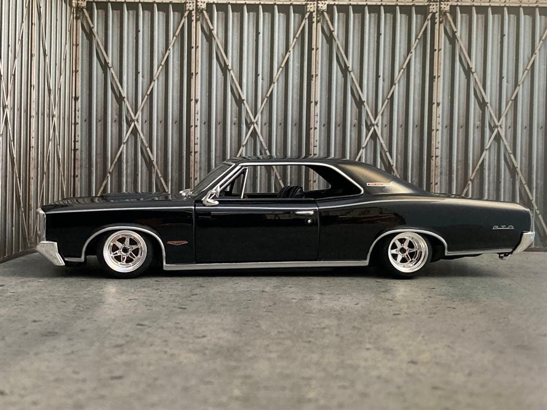 1/24 1966年型ポンティアックGTO（カスタム品）