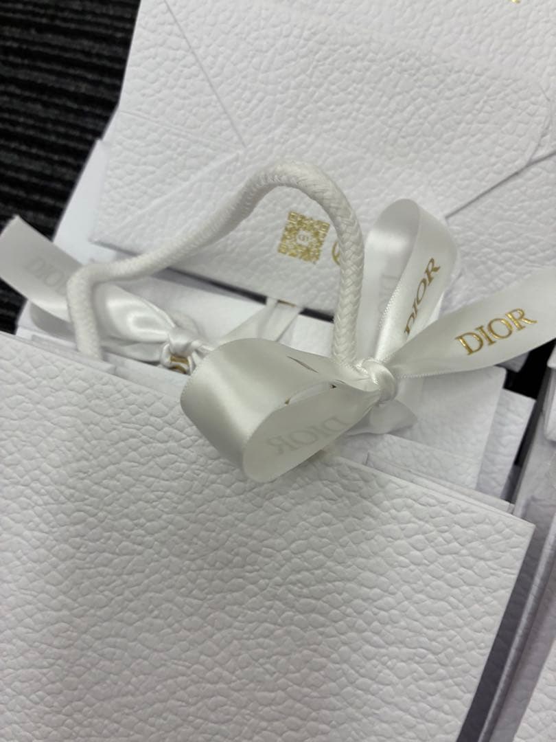 国内正規品　ディオール ショッパー　紙袋　リポン付き　100枚