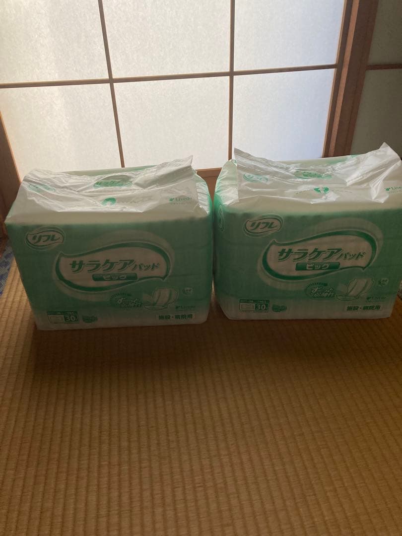 リフレ　スピードキャッチスーパー　30✖️2・サラケアパッド ビッグ30枚✖️2