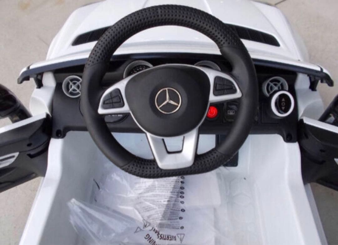 乗用ラジコン　ベンツ　SLC　白　完成車