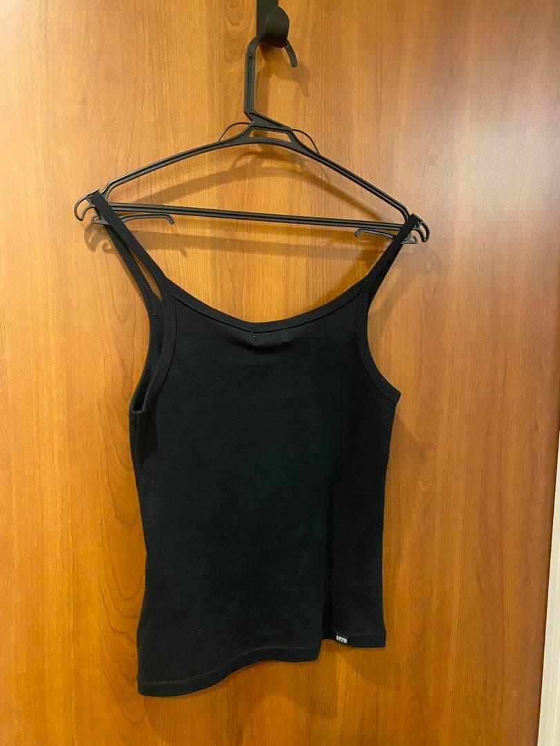 ヒステリックグラマーのキャミソール黒