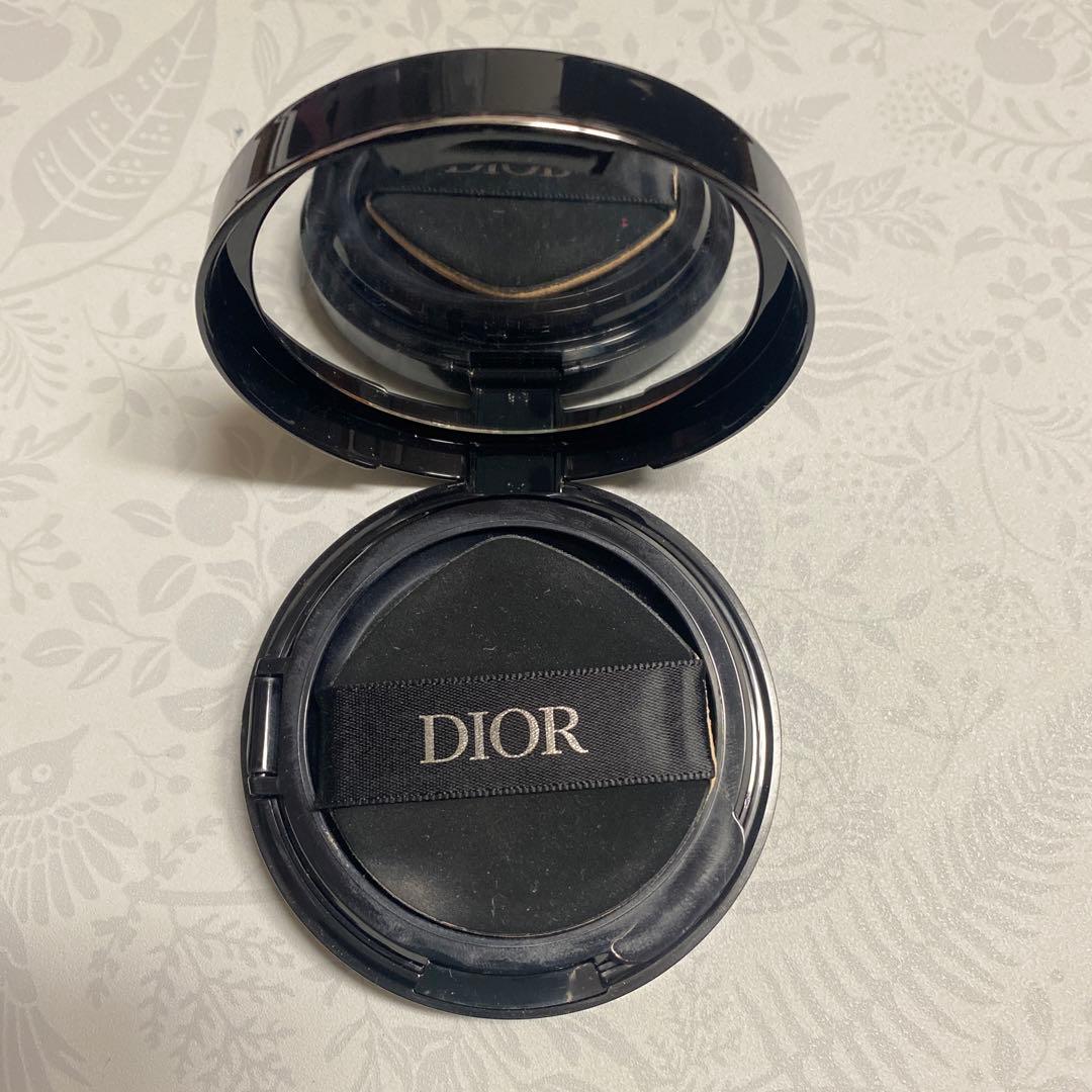 Dior Forever クッションファンデーション 中立 4A01
