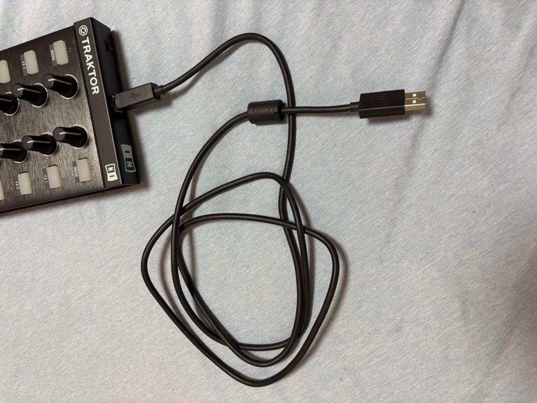 DJ機材 TRAKTOR KONTROL X1 MK2