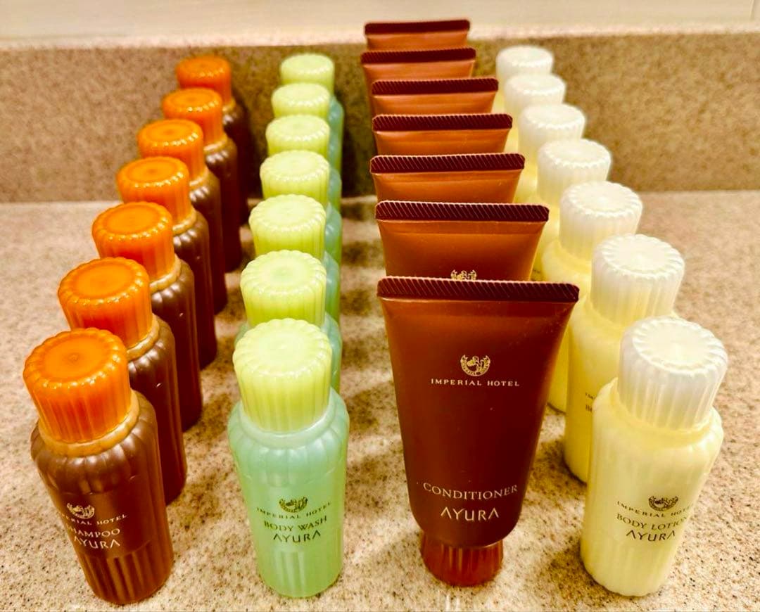 【B.B.】AYURA アユーラ 帝国ホテル アメニティセット　計32本