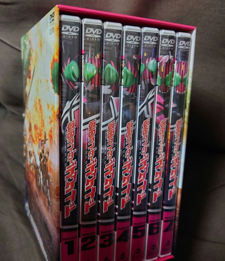 に*う様 仮面ライダーディケイド BOX付初回生産限定版 全7巻セット DVD
