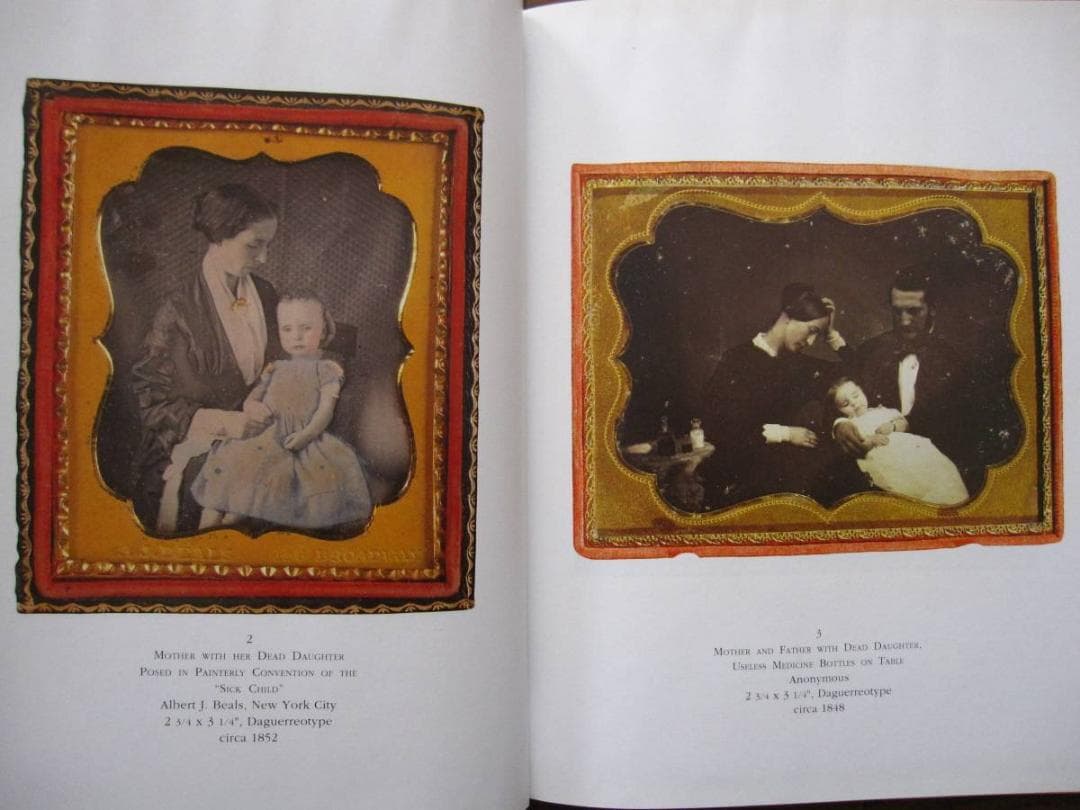 洋書 Sleeping Beauty: Memorial Photography