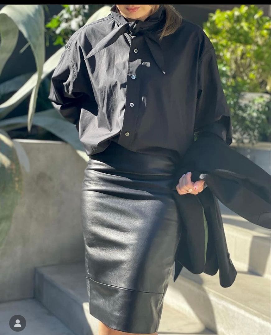 マディソンブルー　ボウタイシャツ　ブラック