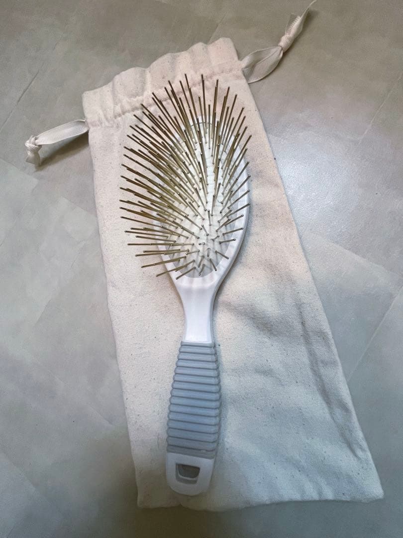  FOX スノーフォックス　ゴールドスカルプブラシ