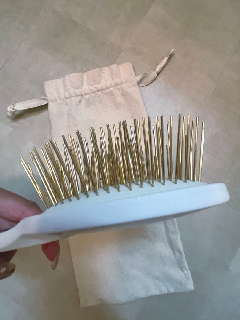  FOX スノーフォックス　ゴールドスカルプブラシ