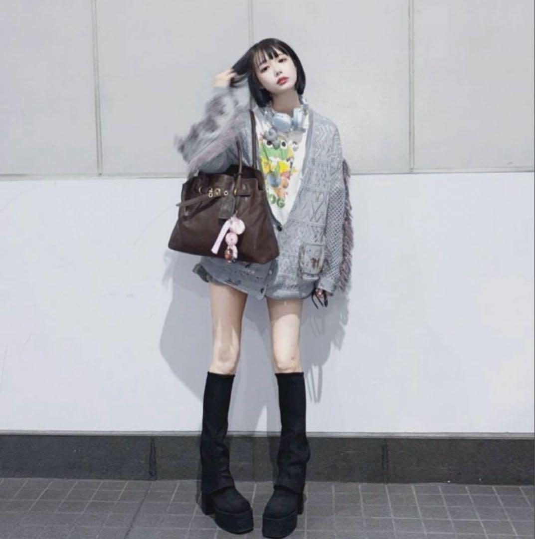 美品★完売品★EMODA ルーズフレアカバーフィットブーツ★あのちゃん着用