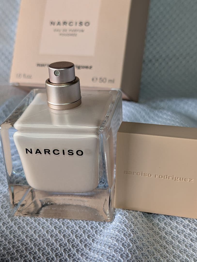 ナルシソ ロドリゲス ナルシソ オードパルファム プドゥレ 50ml 美品