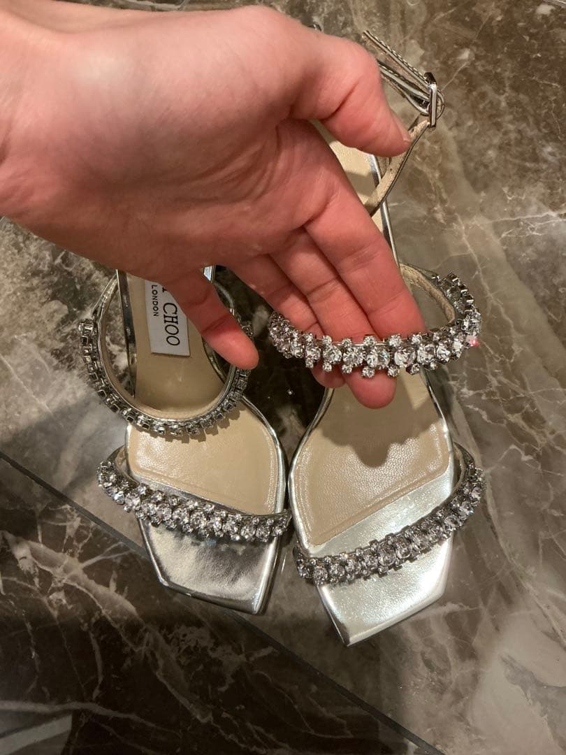 美品　Jimmy Choo シルバーサンダル 35