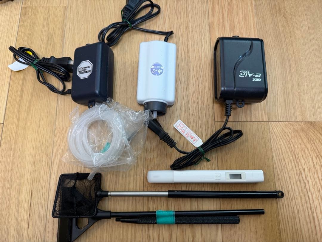 吉田厚様　送料込み】美品 GEX 60cm水槽 水槽台セット