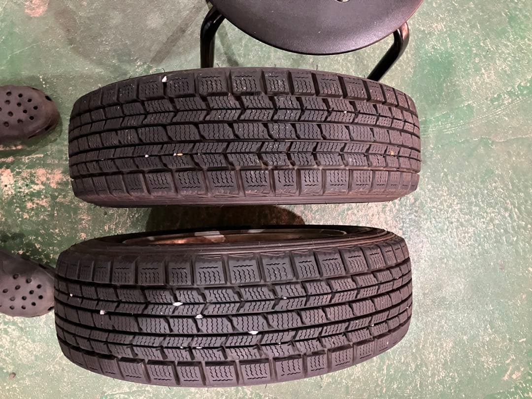 ローバーミニ用のスタッドレスタイヤ2本セットです。