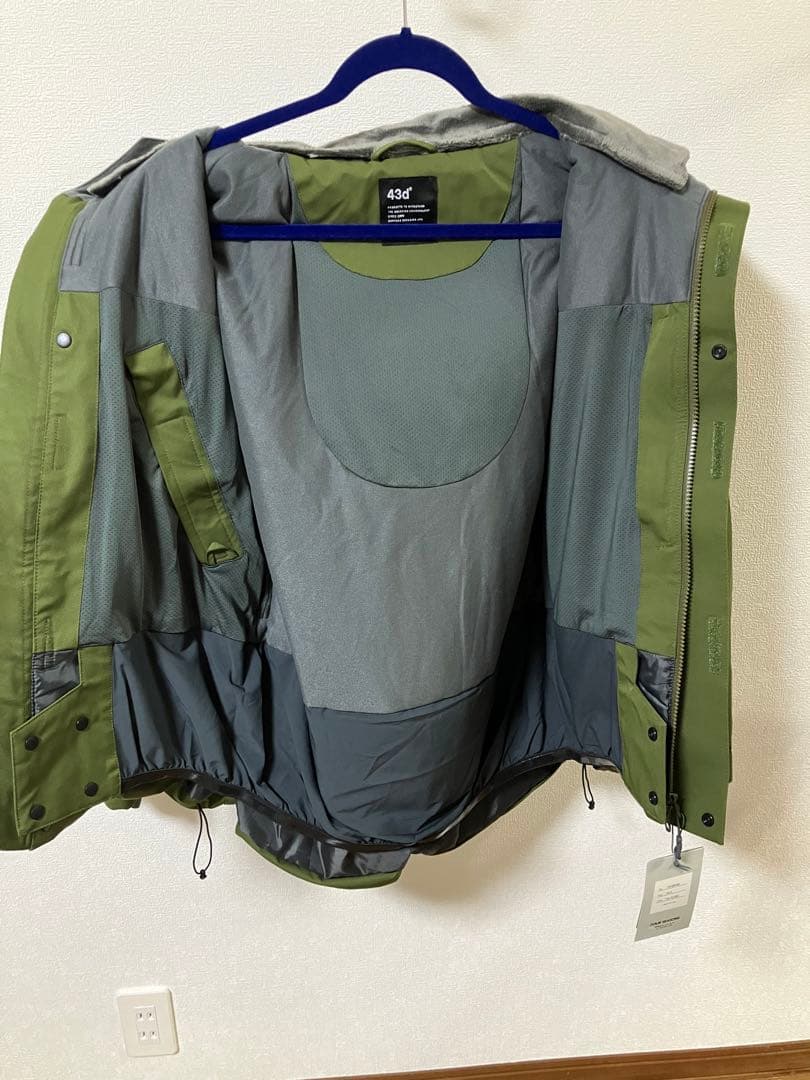 スノーボードジャケット