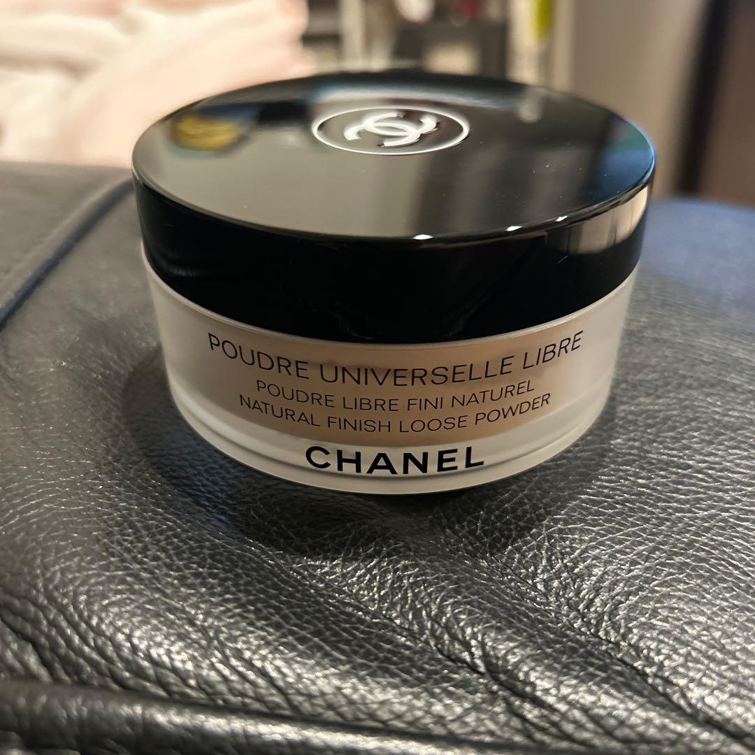 シャネル プードゥル ユニヴェルセル リーブル N 20 ミディアムライト