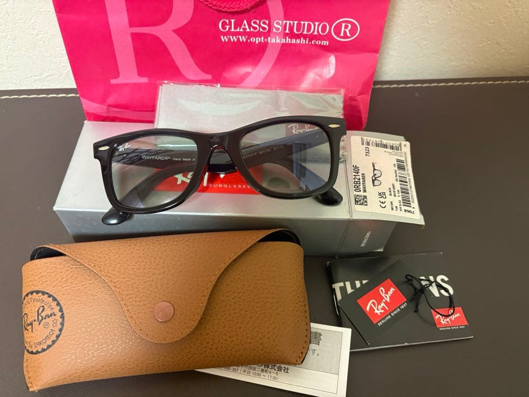 小物 Ray-Ban WAYFARER