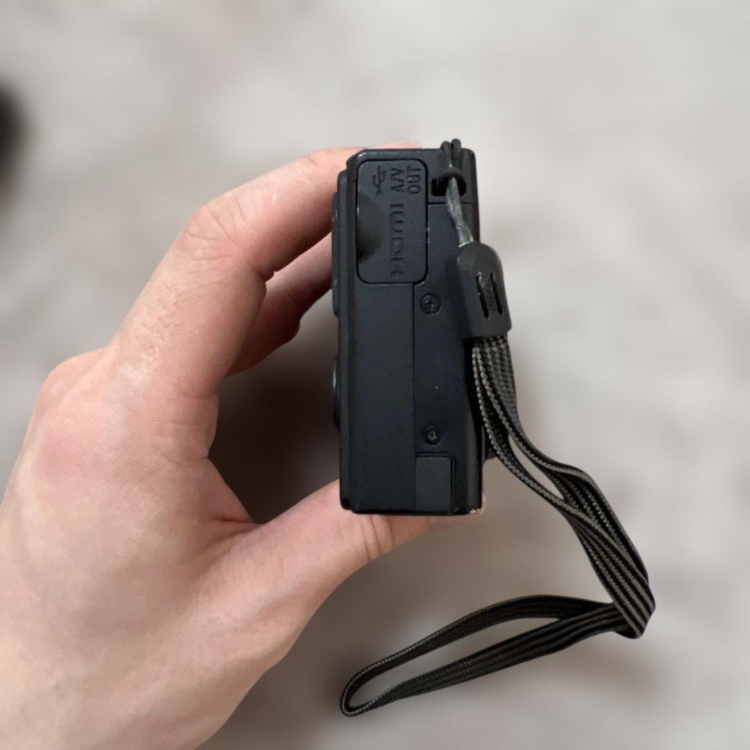 デジタルカメラ nikon coolpix p330