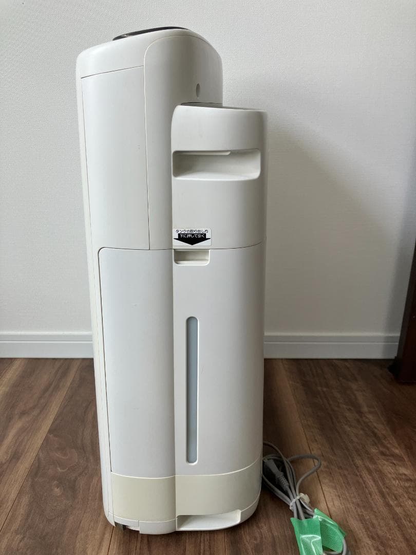 シャープ 加湿空気清浄機　KI-PS50-W　22年製