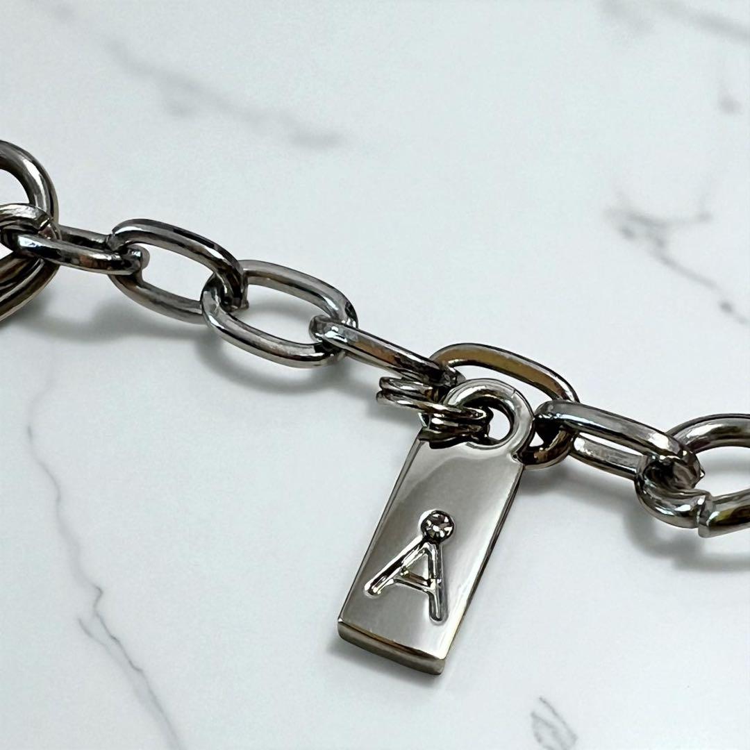 【新品未使用】ANTEPRIMA ピンク Y字型チャーム