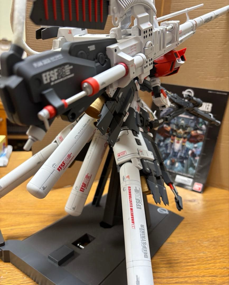 MG PLAN303E ディープストライカー　完成品