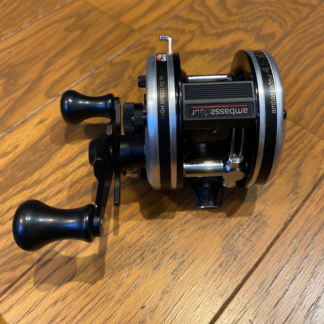 アブガルシア 4500CBベイトリール アンバサダー ABU