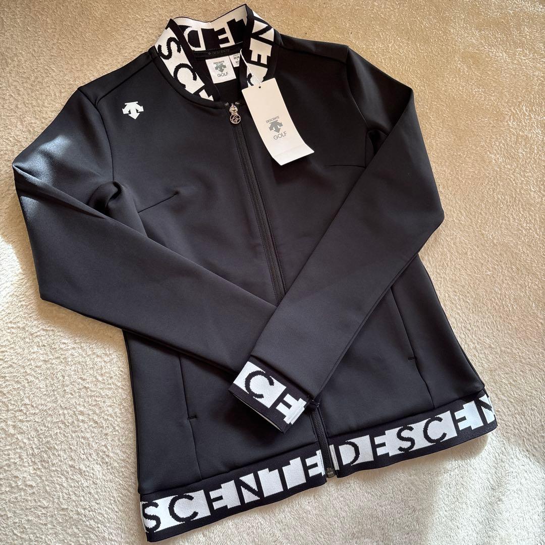 お値下げ不可‼️デサント　ダンボールニット素材　アウターS 新品未使用