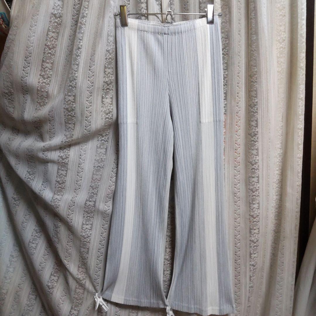 お値下げ希少美品プリーツプリーツ ホワイトグラデーションパンツ