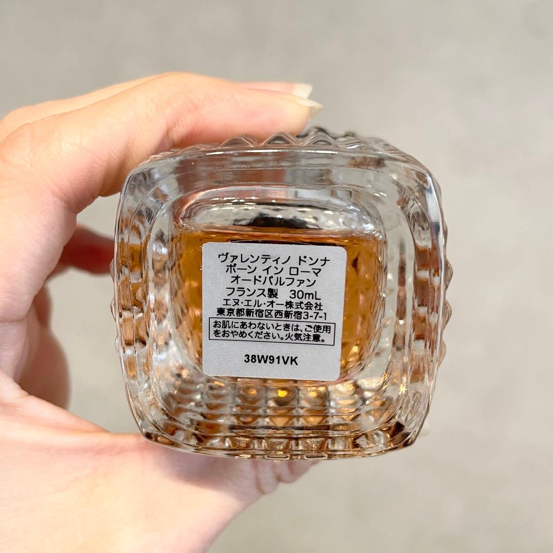 VALENTINO ドンナボーン　オードパルファ　30ml