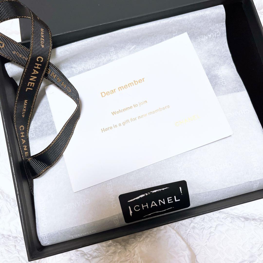 CHANEL MAKEUP キルティングチェーンショルダバック