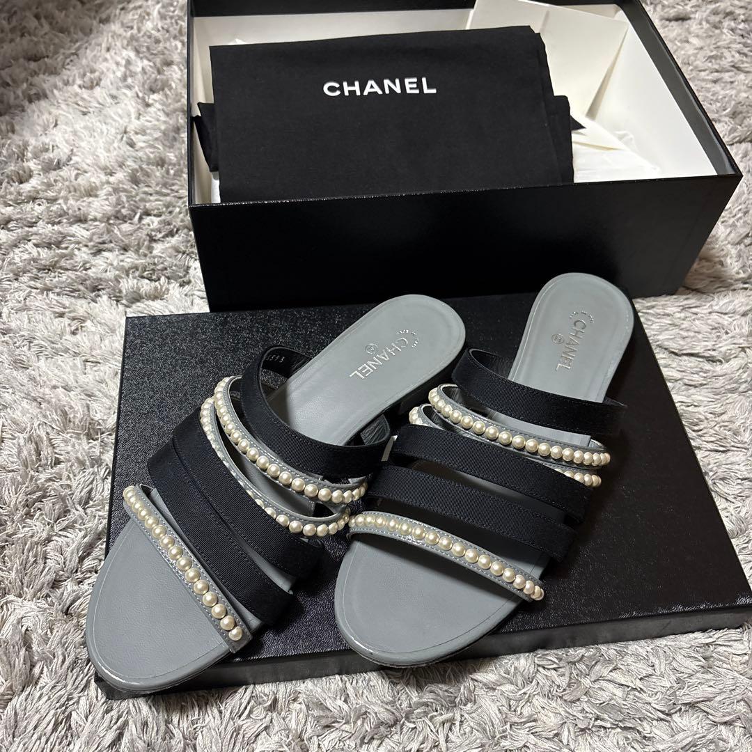CHANEL パール装飾 ミュール ブラック