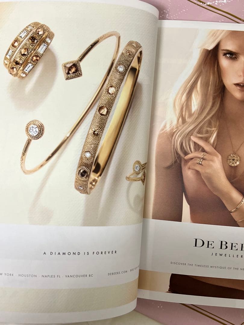 女性情報誌 CR FASHION BOOK Spring / Summer 2016