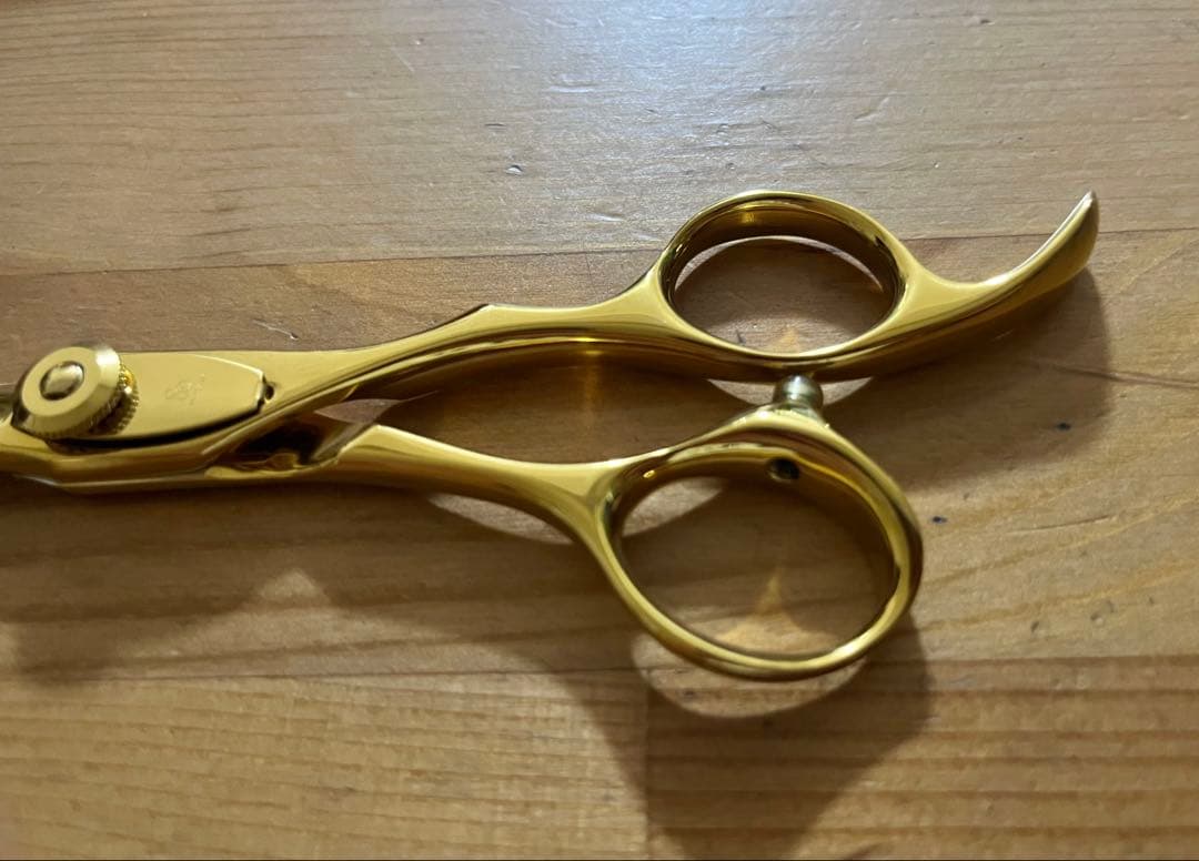 Velisse 6インチ シザー ベアリング ゴールド