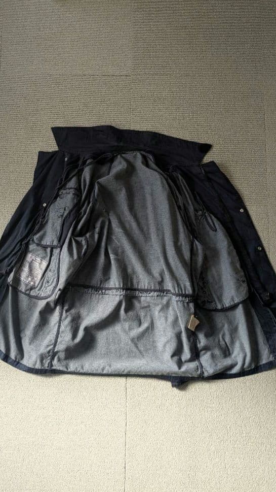 stone  RASO GOMMATO　トレンチコート