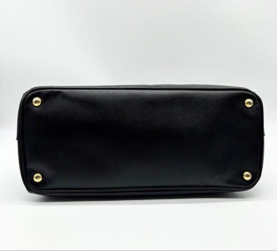 プラダ　ハンドバッグ　ガレリア　三角ロゴ　サフィアーノレザー　ゴールド金具