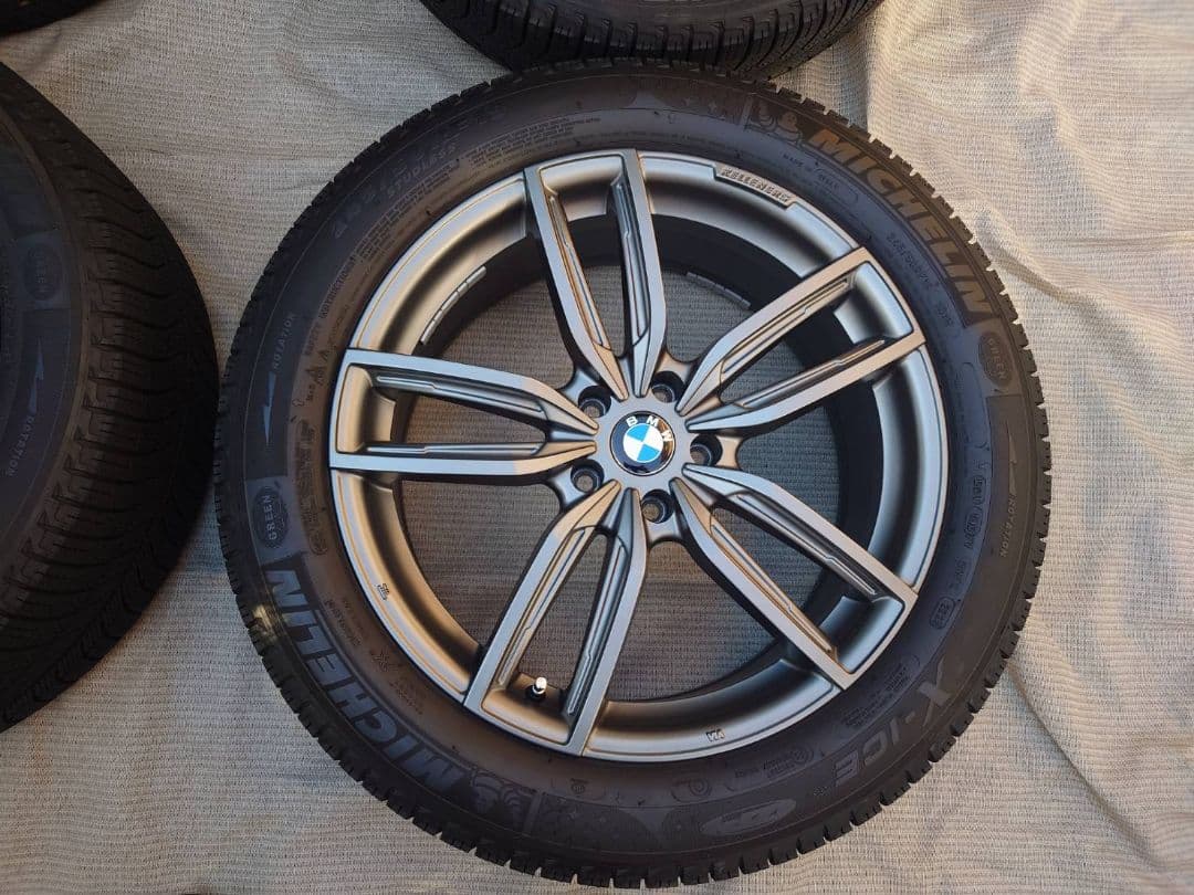 【ミケチャ】スタッドレスタイヤ ホイール