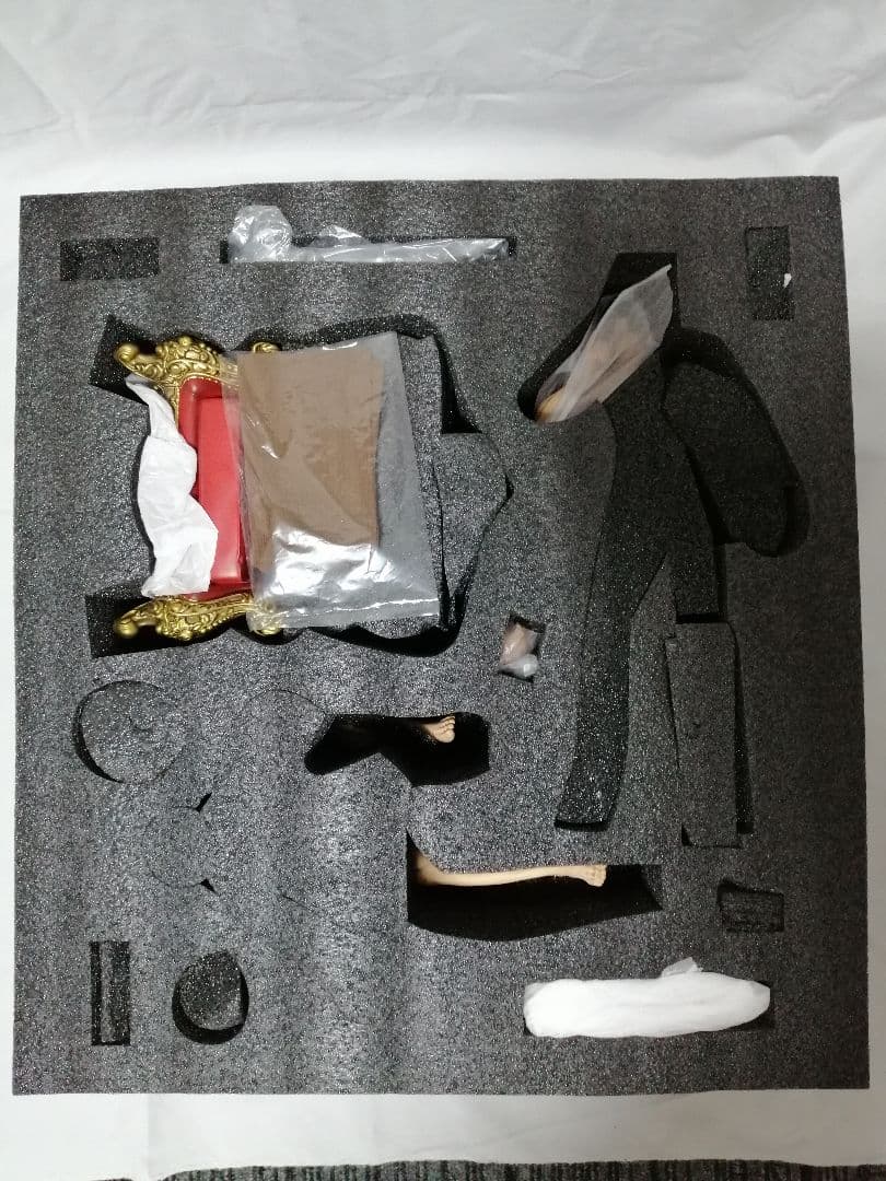 進撃の巨人 エレン&リヴァイ兵長 ガレージキット スタチュー フィギュア