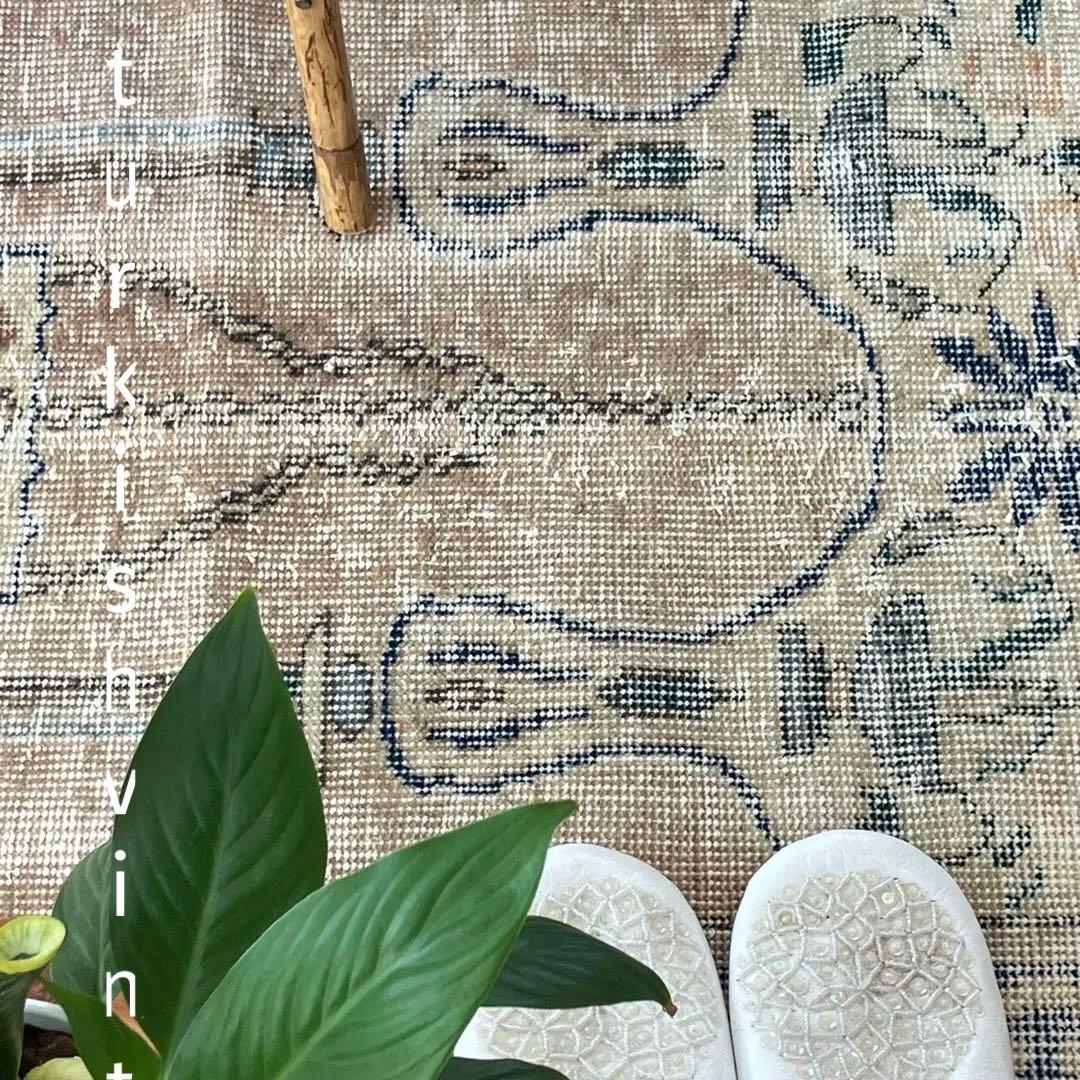 アート✳︎塔✳︎シャンデリア　キャラメルベージュ　ブルー　トルコヴィンテージラグ