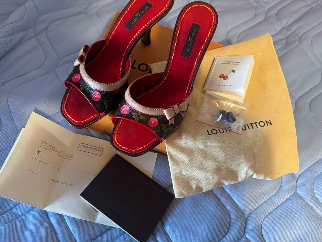 ルイヴィトン 村上隆 コラボ　モノグラムチェリー ミュール　さくらんぼ