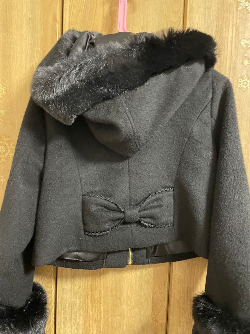 リズリサショートコート