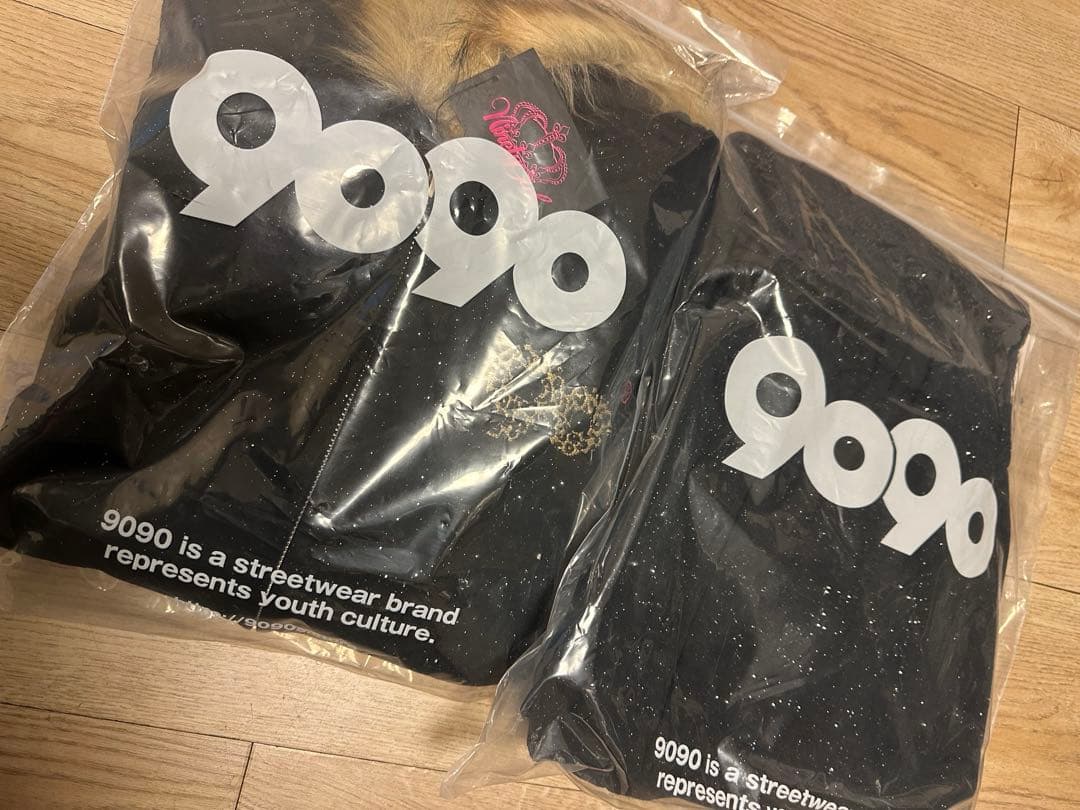 9090 girl 90 Logo Glitter Fur zipセットアップL