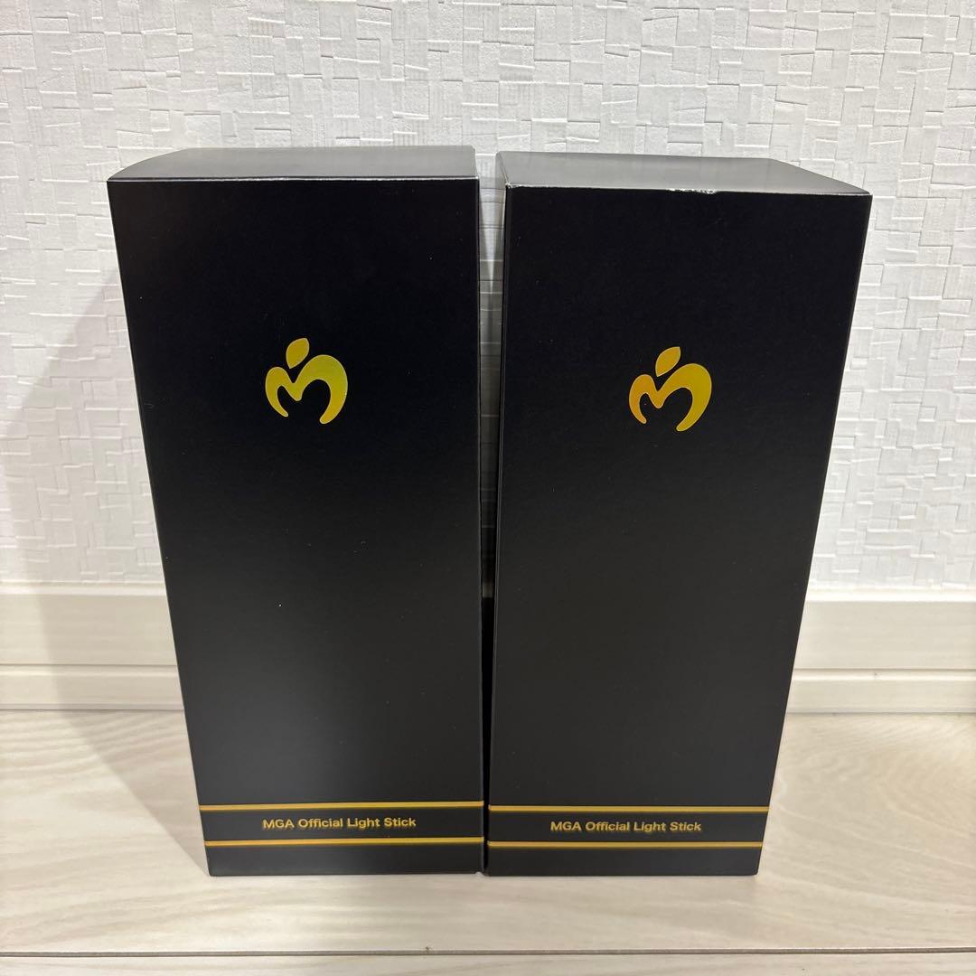 公式 MGA ミセス ペンライト ２本セット