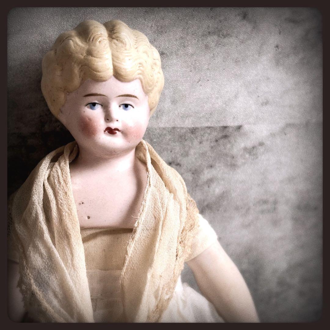 アンティーク ブロンドパリアンドール　　　　　　　　　　　 ビスクドール