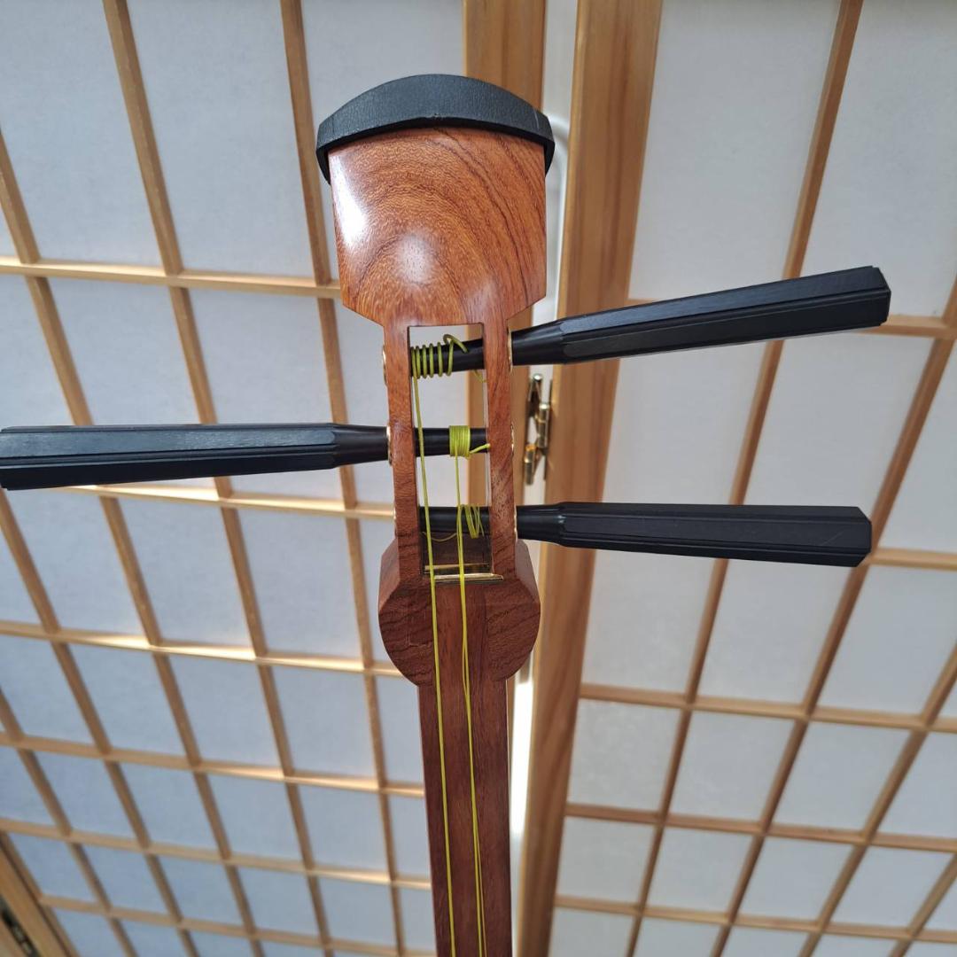 【現状品】三味線　棹太さ約2.55cm　皮破れなし　ソフトケース付き