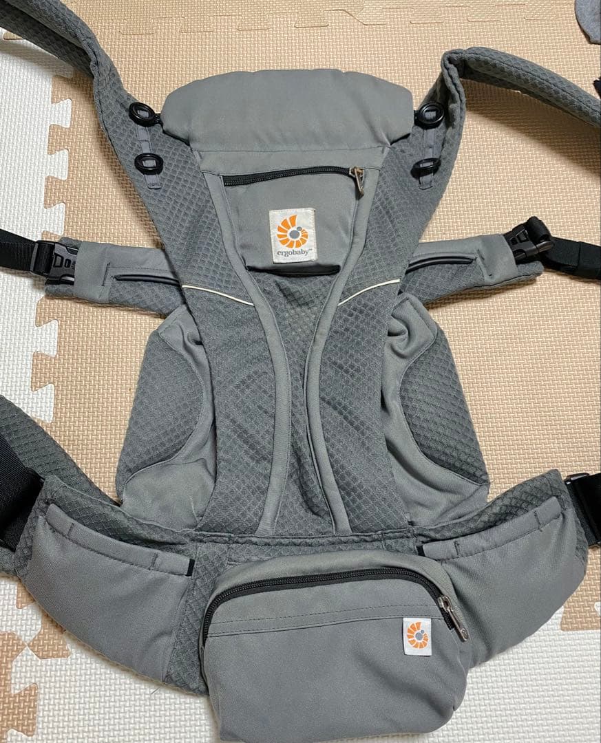 抱っこ紐　エルゴベビー オムニ ブリーズ　ポーチ付き