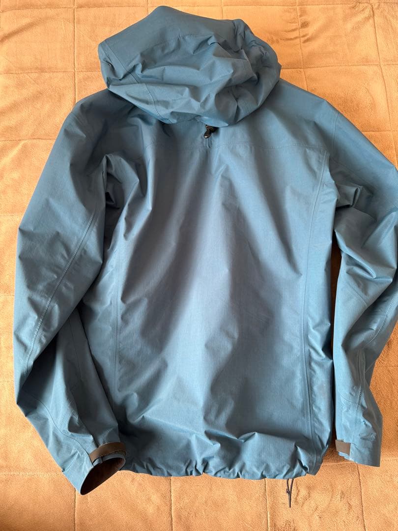 arcteryxアークテリクス　betasl レギオンブルー