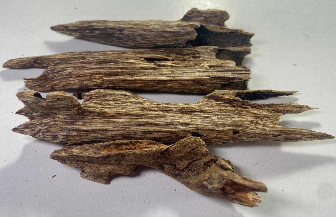 香木 お香用 茶色10gベトナム産泥沈香 聞香用 沈香 伽羅 香道