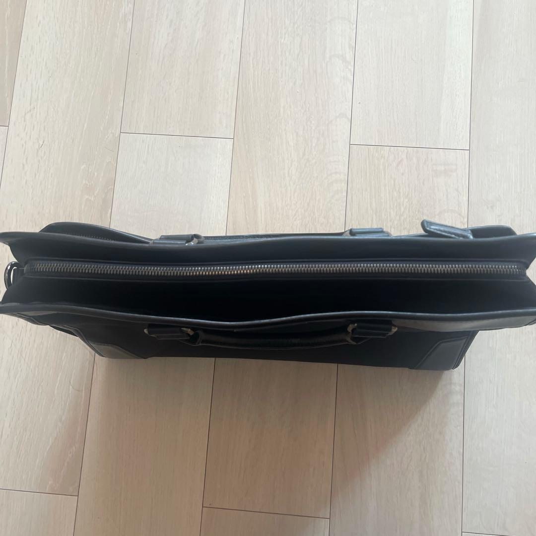 【美品】Burberry BLACK LABELビジネスバッグ 黒 ショルダー有