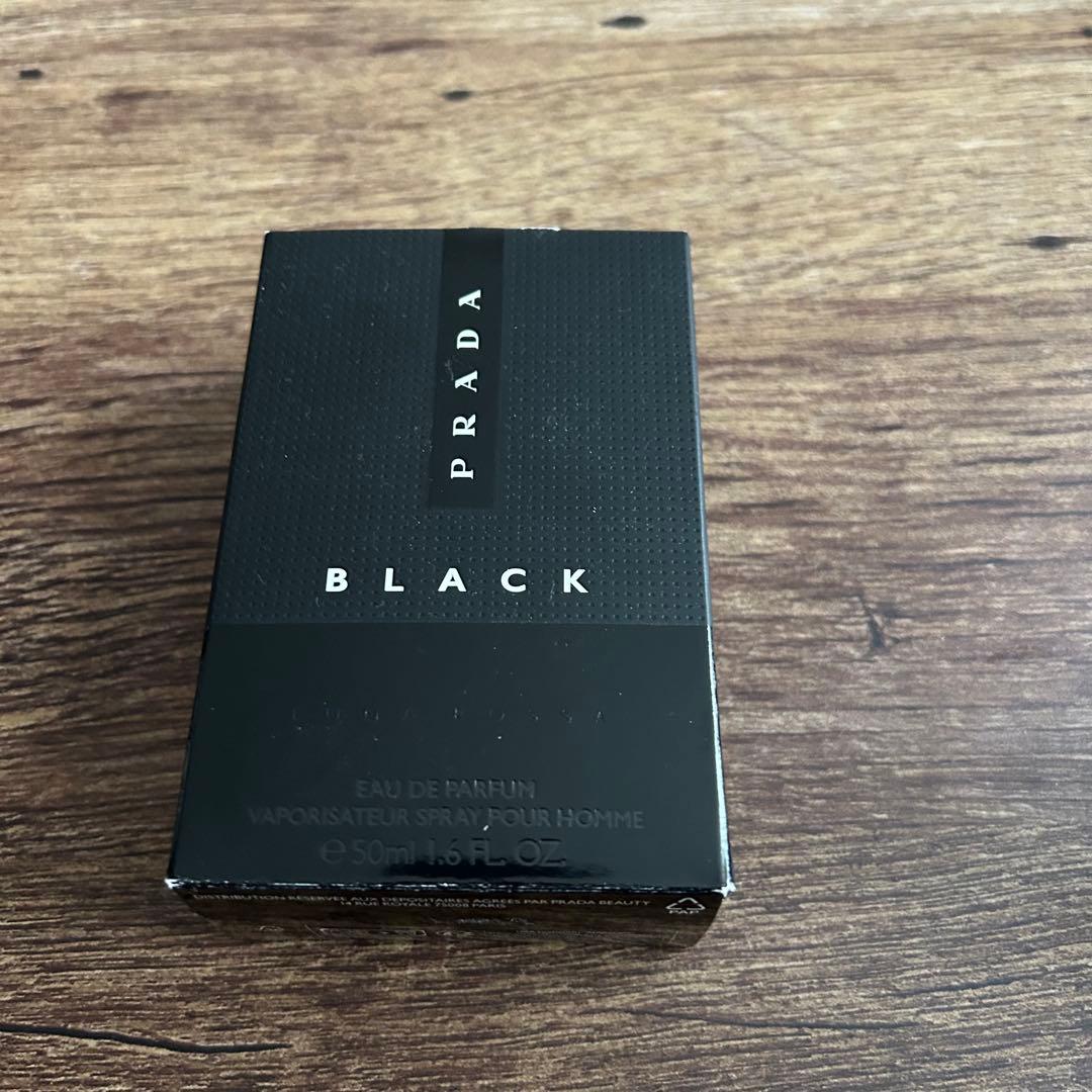 PRADA BLACK プラダ ルナロッサ オードパルファム 50ml 箱あり